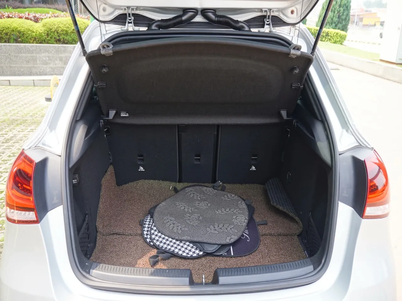 2019 MERCEDES BENZ A180 5BA-177084