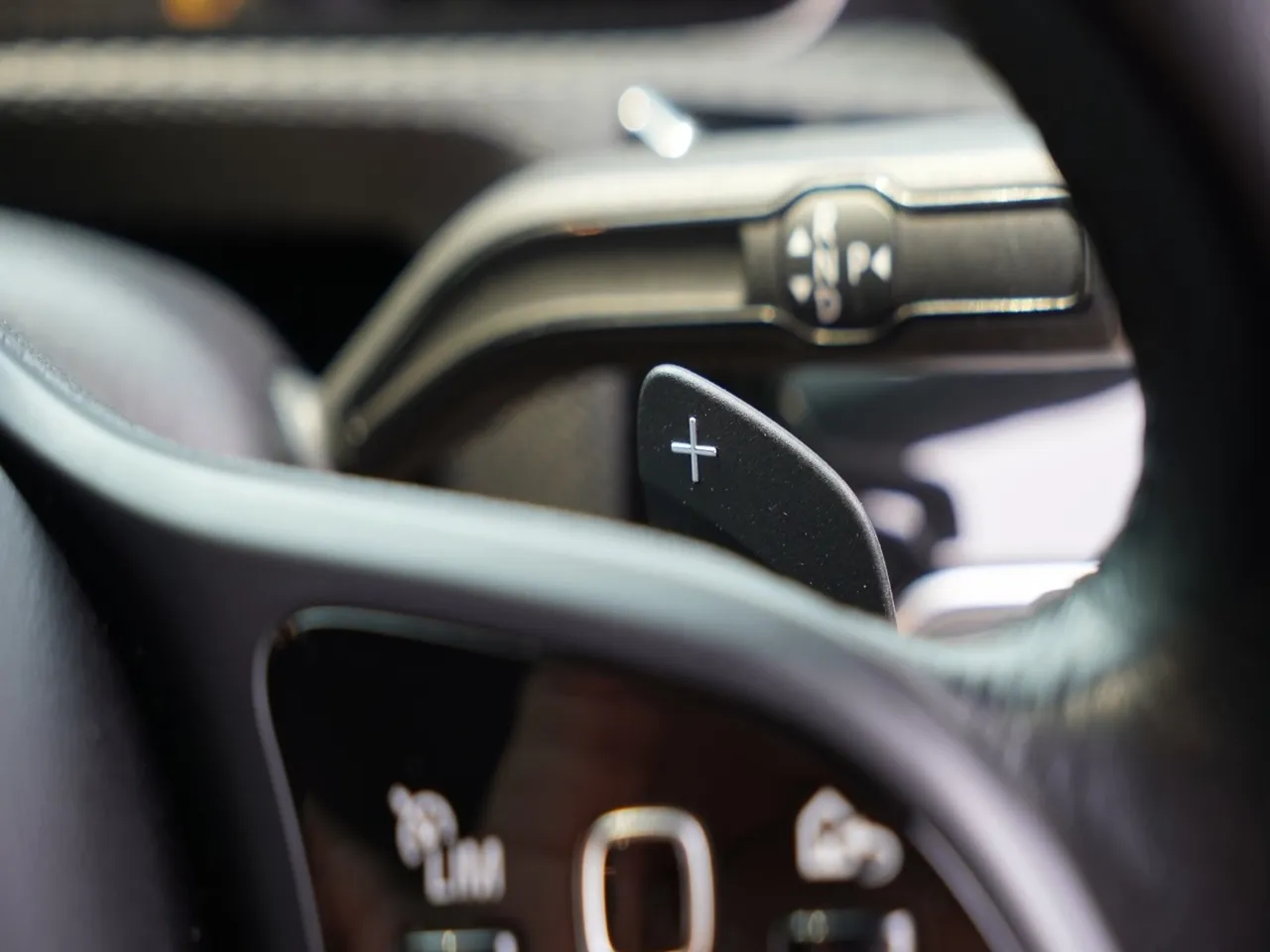 2019 MERCEDES BENZ A180 5BA-177084